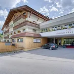 Alpinresort Schillerkopf ホテル